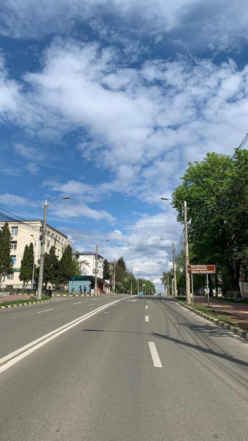 Best Apartment City Hall Suceava Eksteriør bilde